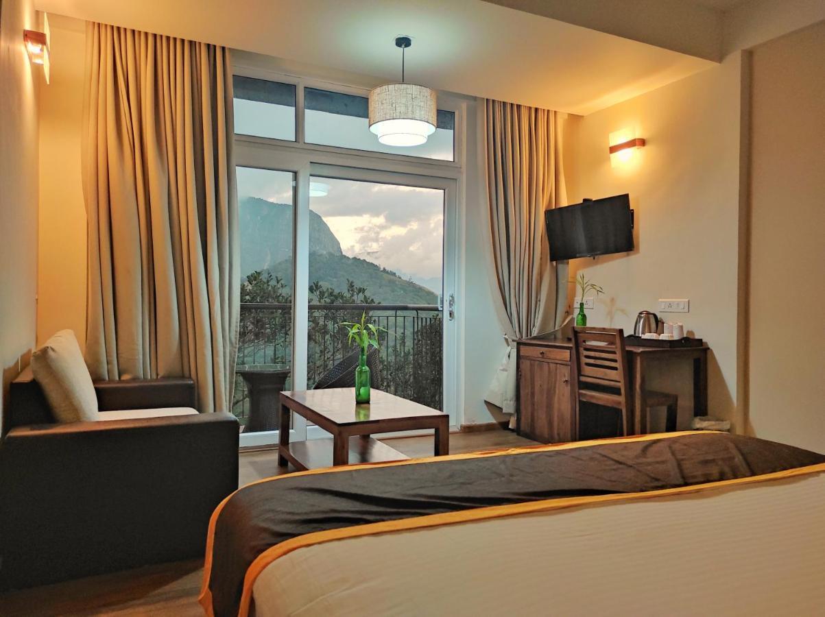 Shola Crown Resort - Munnar Chinnakanal ภายนอก รูปภาพ