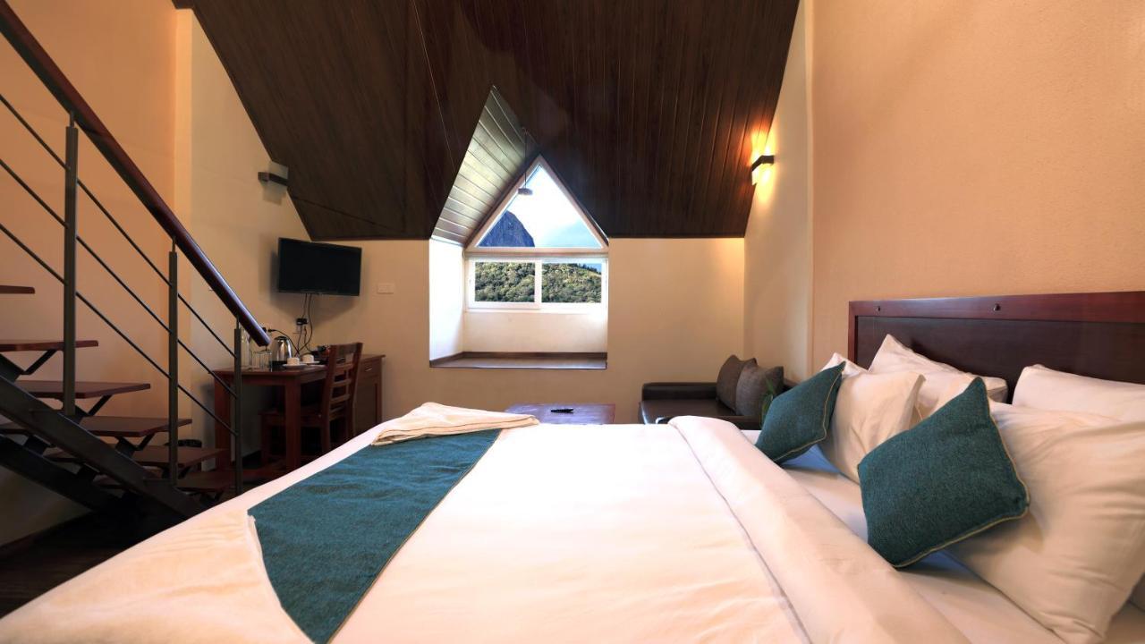 Shola Crown Resort - Munnar Chinnakanal ภายนอก รูปภาพ